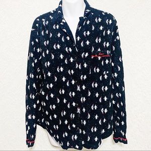 Victoria’s Secret button-up and collared PJ top 🌴